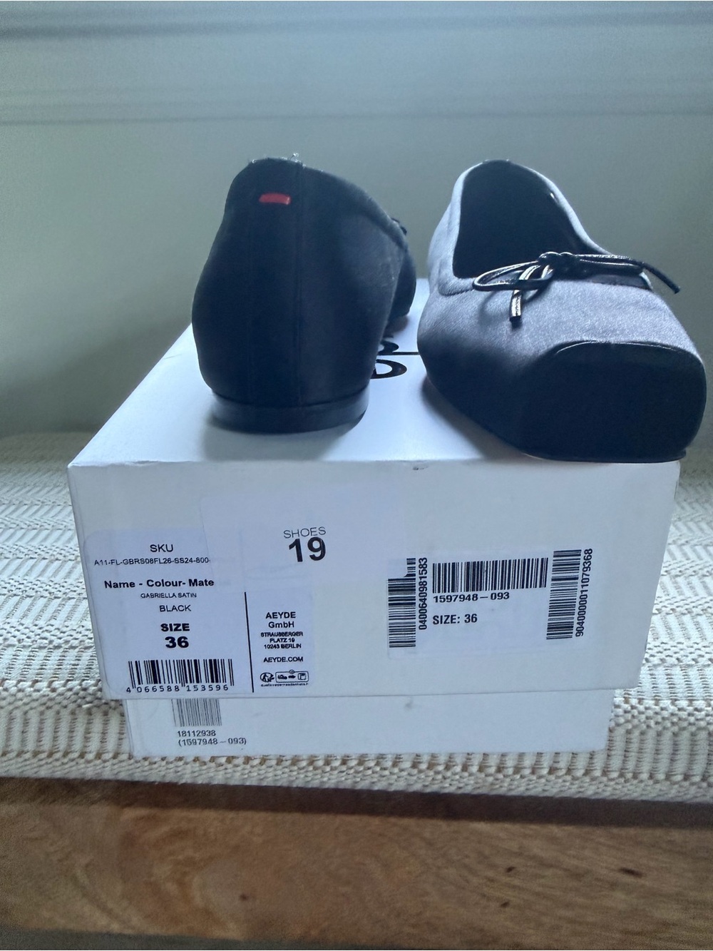 Aeyde Black Square-Toe Bow Ballet Flats - Picture 2 of 6